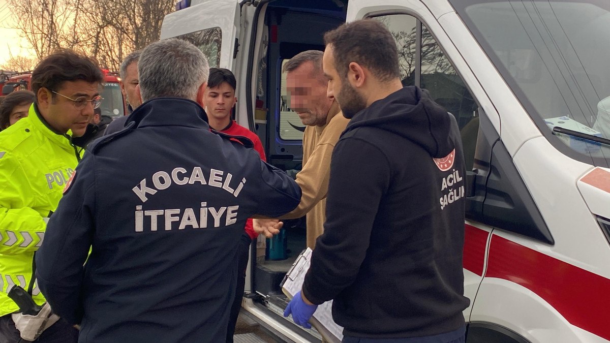 Kocaeli'de Kaza: Araç Bıçkı Deresi'ne Uçtu