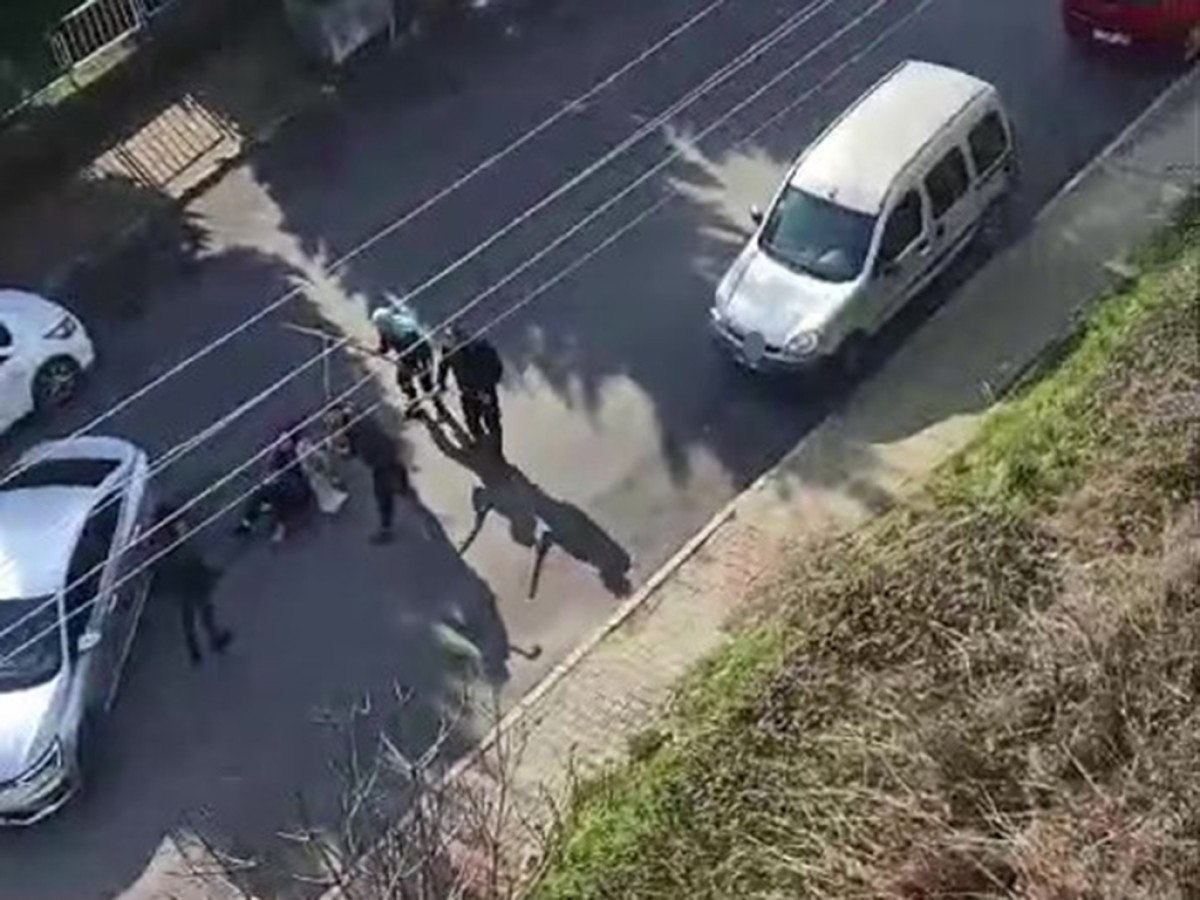 Kocaeli'de Eski Eş Tarafından Bıçaklanan Kadın Hastaneye Kaldırıldı