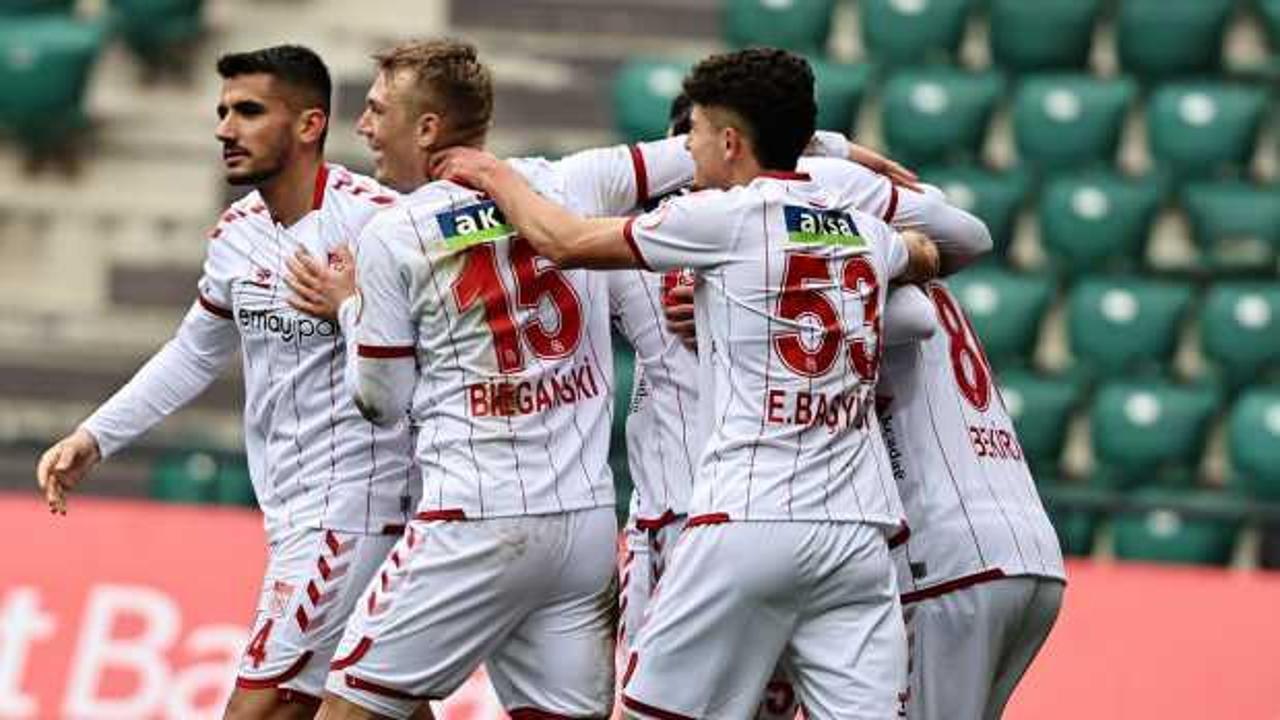 Kocaelispor ile Sivasspor arasında gerçekleşen heyecan dolu maçta Sivasspor'un 2-0'lık