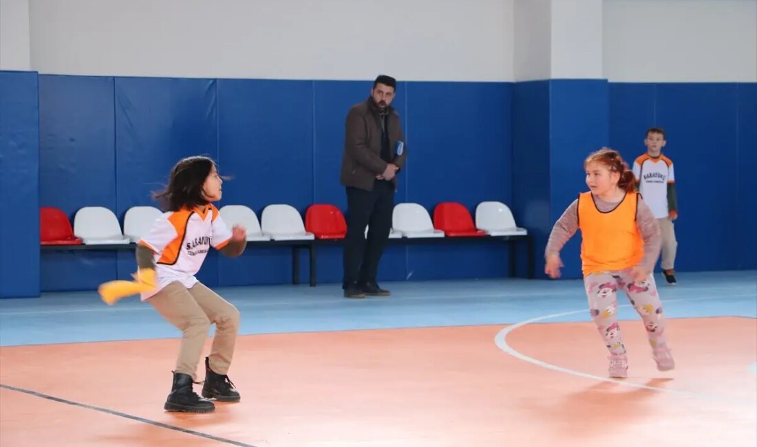 Konya Sarayönü'nde düzenlenen Geleneksel Çocuk Oyunları Yarışması ve Bilim Gezisi,