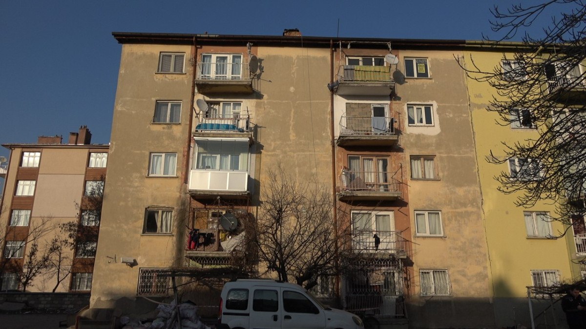 Konya'da Derya Sitesi'nde Tahliye