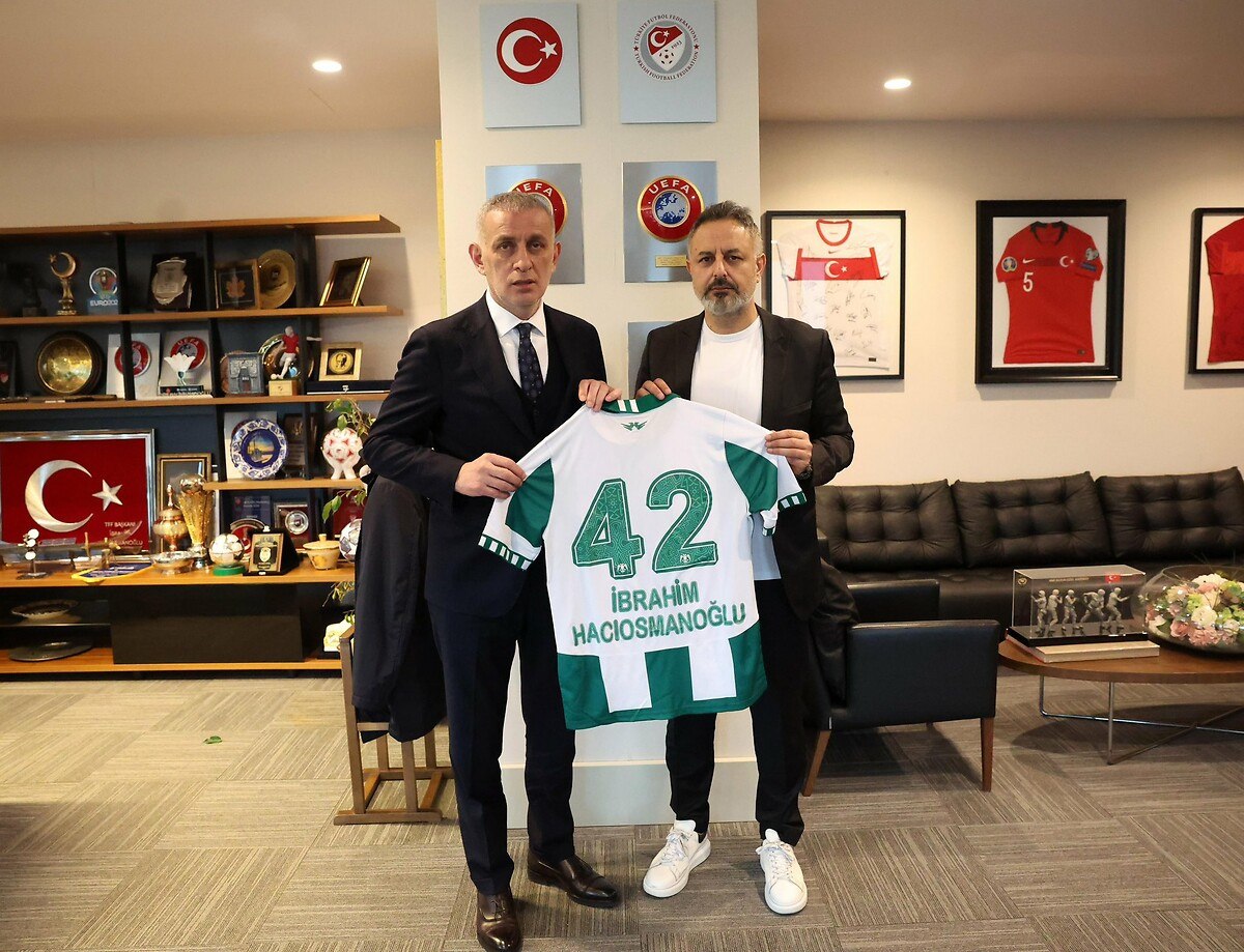 Konyaspor Kulübü Başkanı Ömer Korkmaz, TFF Başkanı İbrahim Hacıosmanoğlu'nu Ziyaret Etti