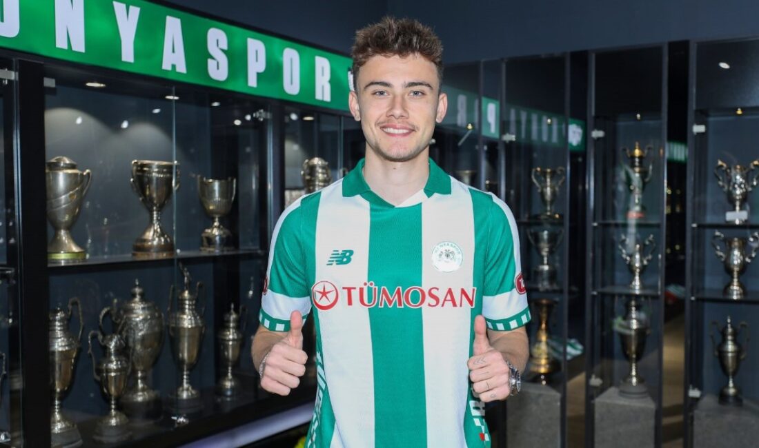 Konyaspor, genç yetenek Kaan Akyazı ile 3.5 yıllık sözleşme imzalayarak