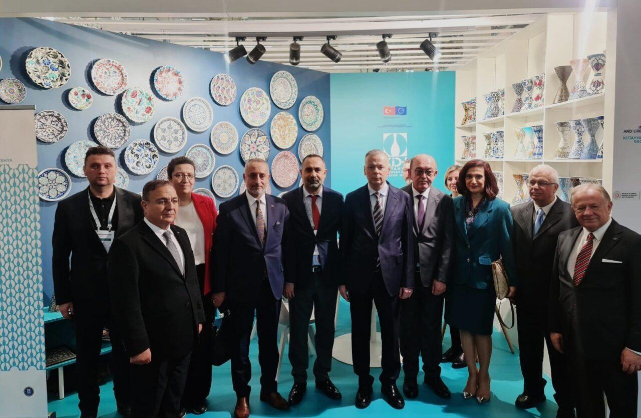 Dijitalleşme ve Yaratıcılık Ekosisteminin Geliştirilmesi Projesi kapsamında Almanya'da düzenlenen Frankfurt