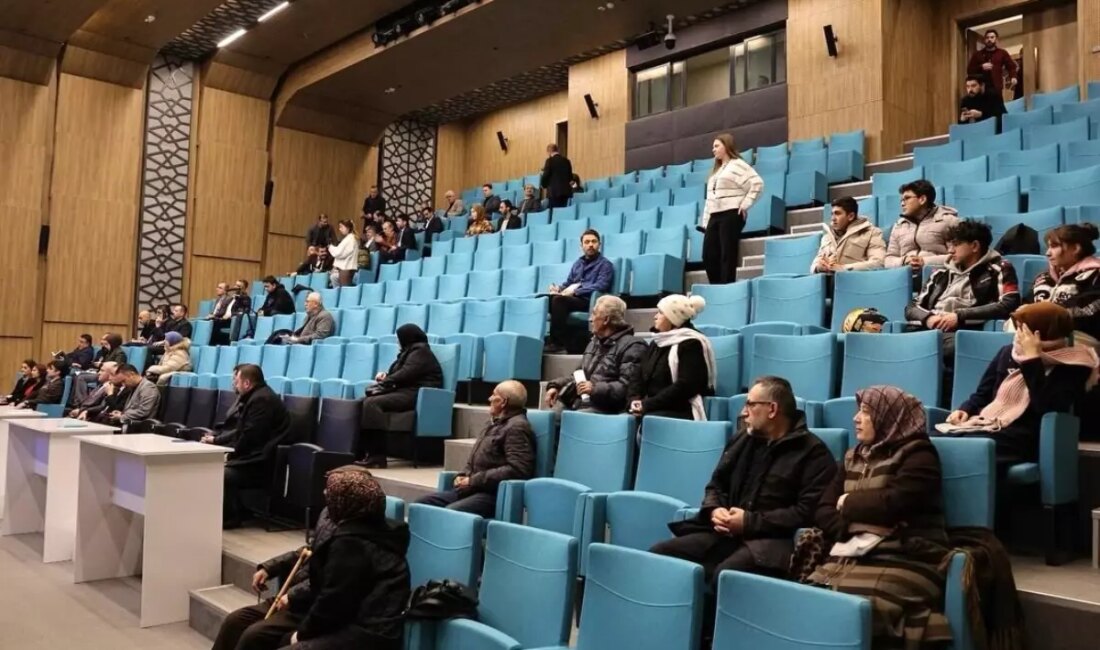 Kütahya Belediyesi halk günü toplantıları, vatandaşların belediye ile doğrudan iletişim