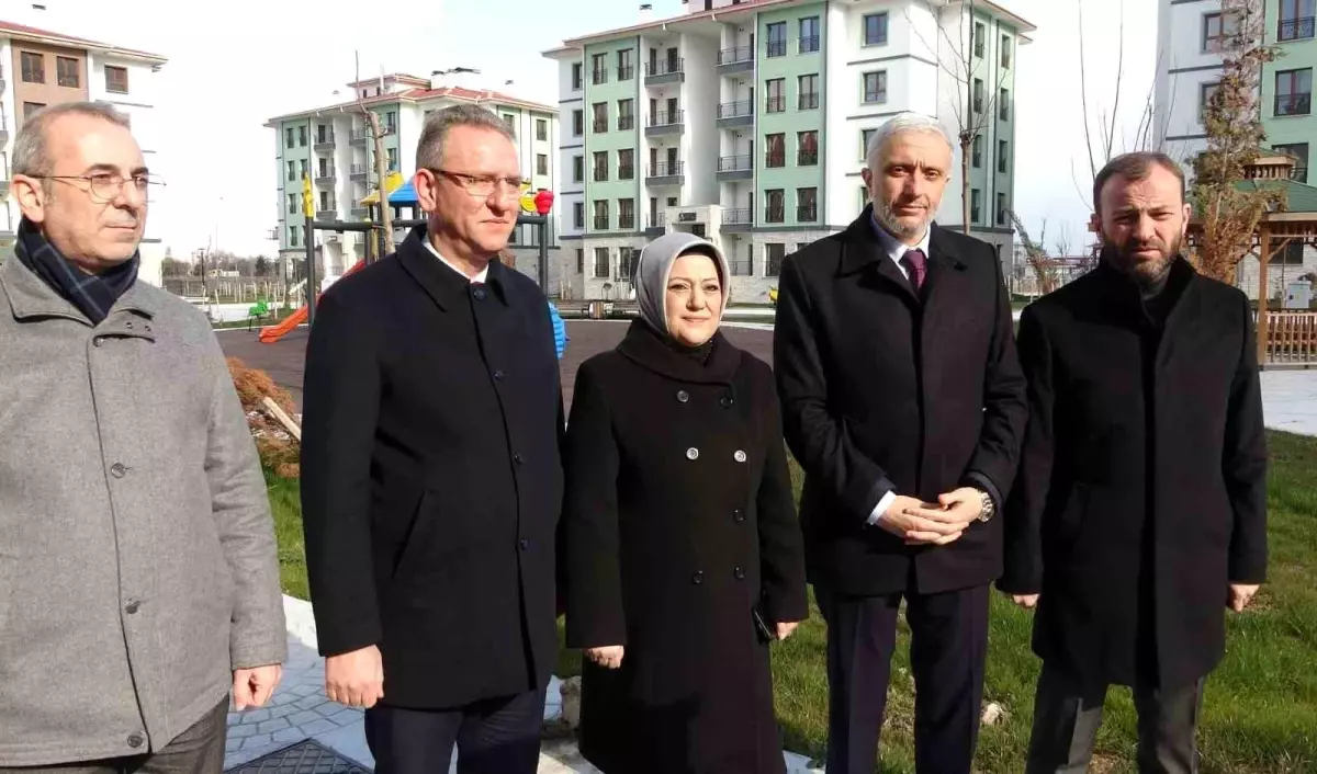 AK Parti Kütahya milletvekilleri, kentsel dönüşüm projelerine yönelik Belediye Başkanı