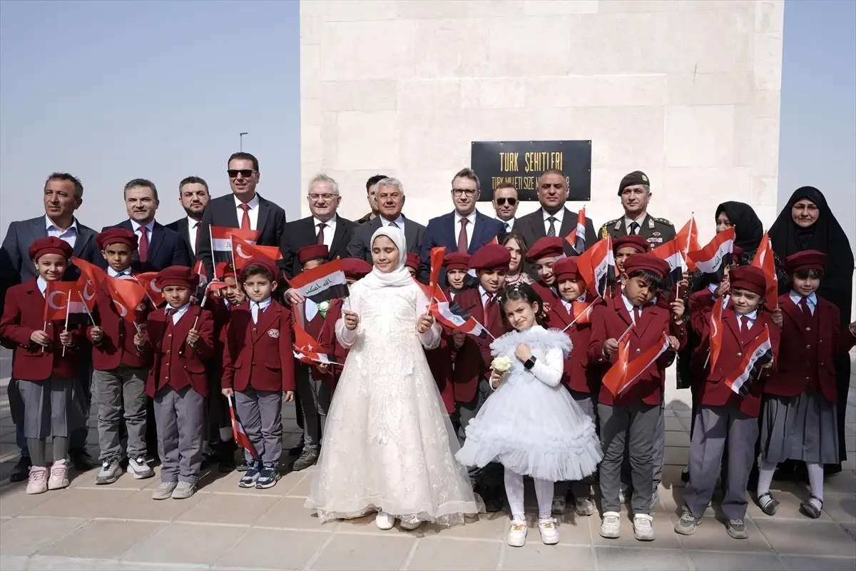 Kut'ül Amare Türk Şehitliği'nde gerçekleştirilen yenileme töreni, şehitlerimizi anmak ve