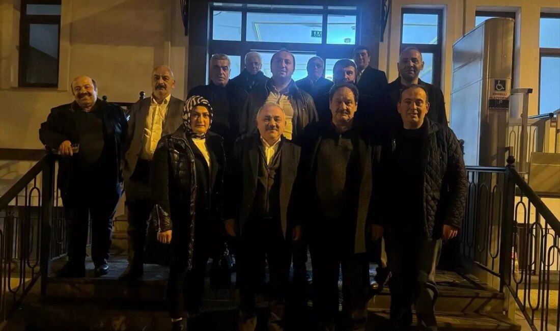 Çankırı Belediye Lideri Esen, muhtarlarla projeleri görüştü, iş birliği vurgusu