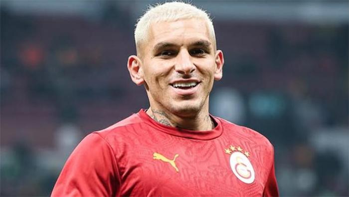 Lucas Torreira'nın 29. Yaş Günü Kutlaması