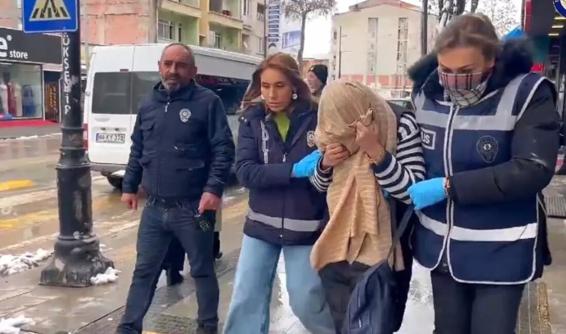 Malatya merkezli fuhuş çetesine yönelik düzenlenen operasyonda 32 kişi gözaltına