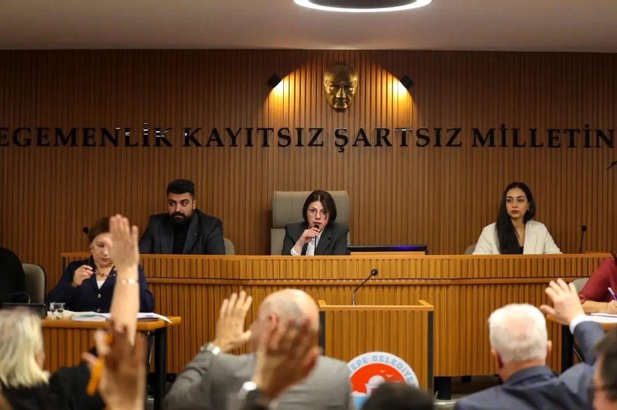 Maltepe Belediye Başkanı Esin Köymen, eğitim alanında yapılan yardımlar ve