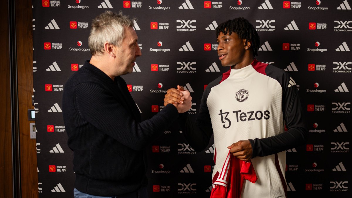 Manchester United, Patrick Dorgu'yu Transfer Etti
