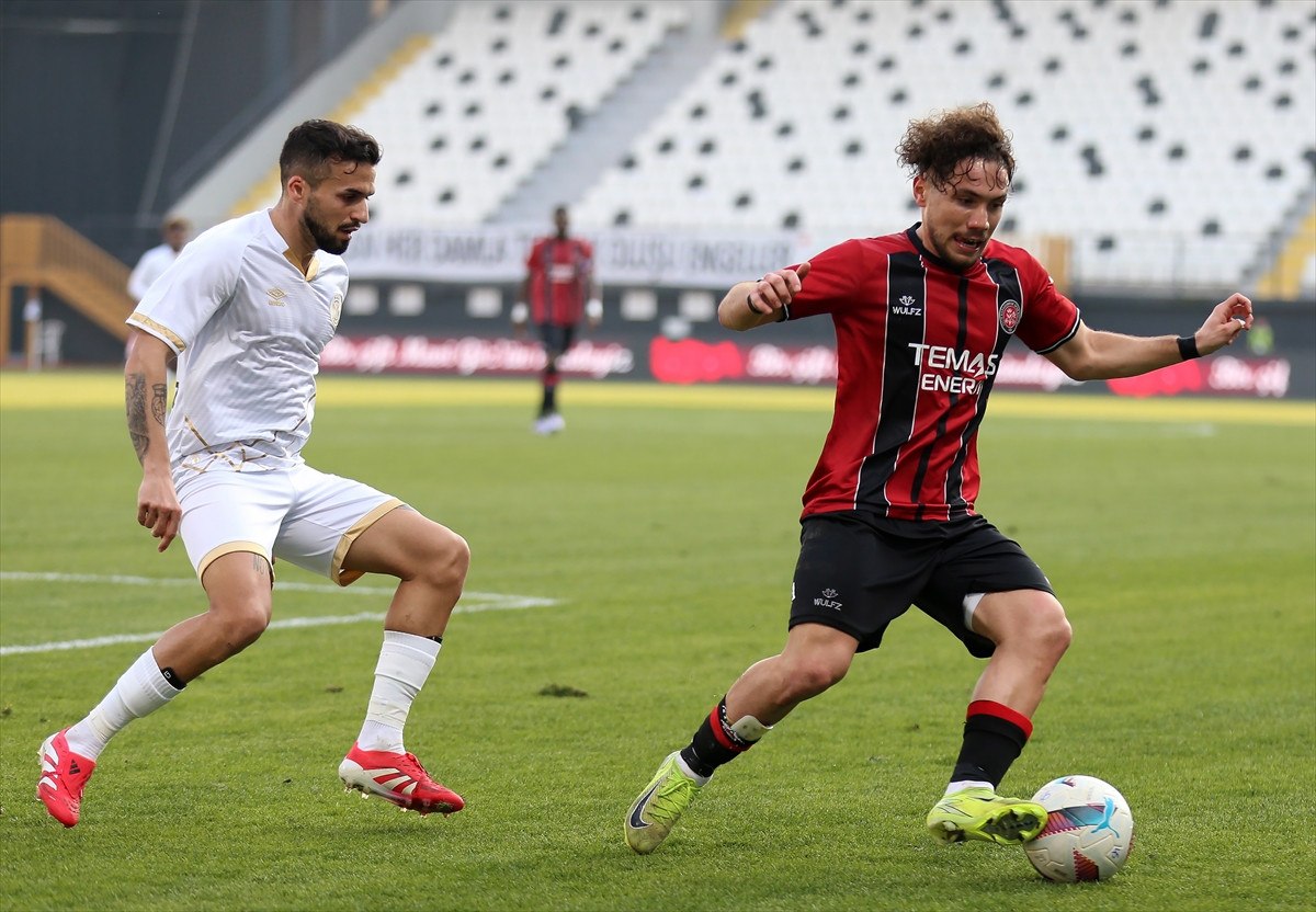 Manisa FK ve Fatih Karagümrük Maçında Eşitlik: 2-2