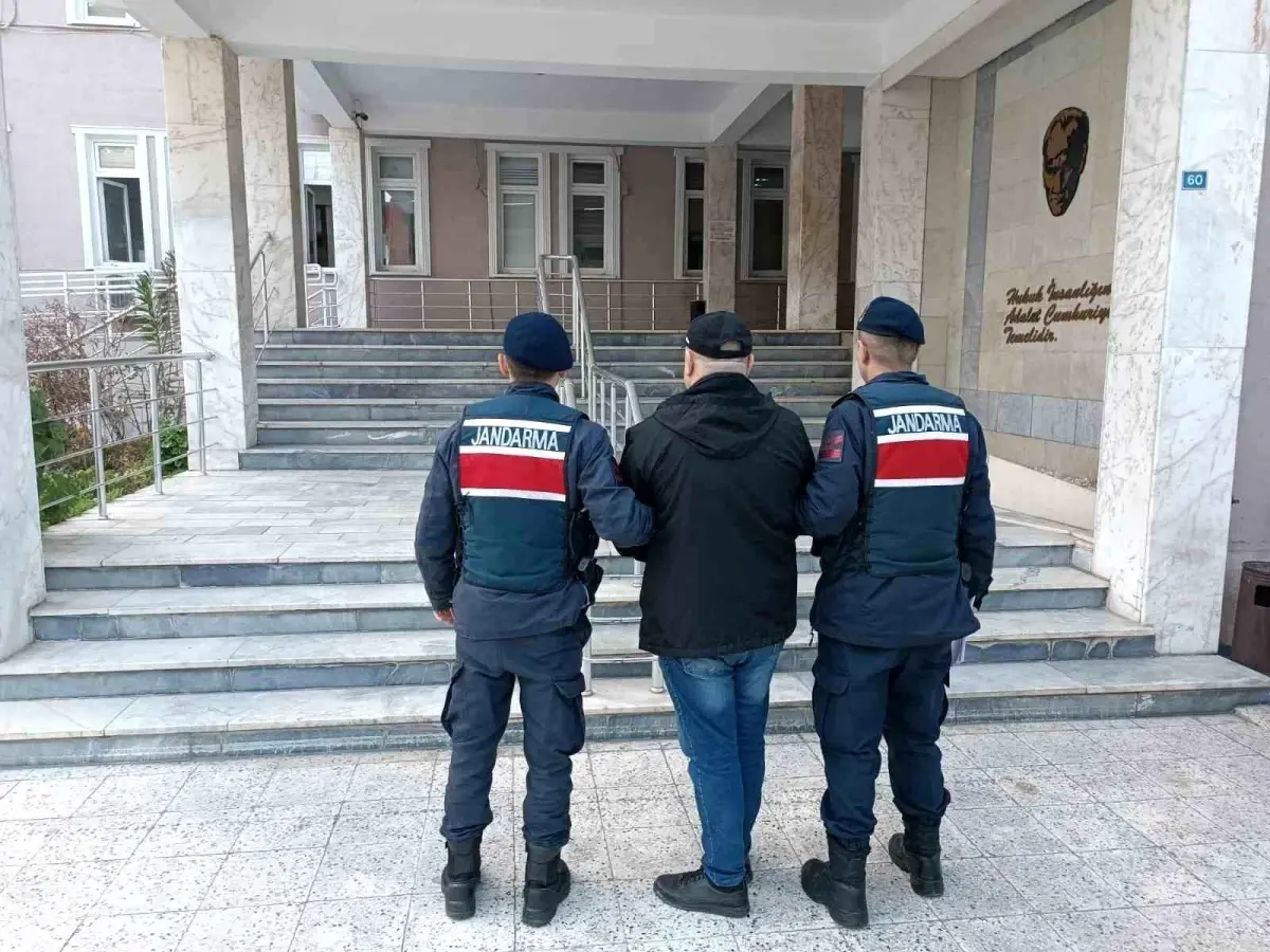 Manisa'da 31 yıl hapis cezası bulunan firari hükümlü, yapılan operasyonla