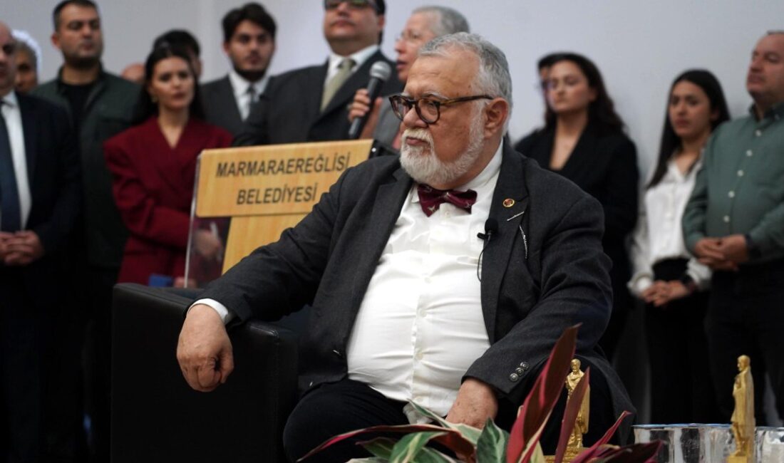 Marmaraereğlisi'nde düzenlenen Deprem Konferansı'nda, beklenen İstanbul depreminin olası etkileri, hazırlıklar