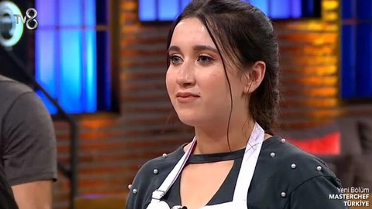 masterchef yarismacisina bicakli saldiri 5 litre kan kaybettim 0 TJnO6lfD