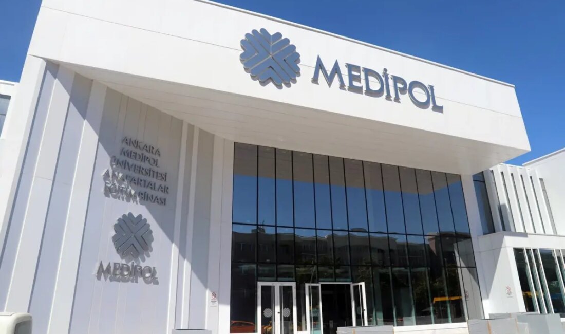 Üniversite, rektör ile ilgili savların temelsiz olduğunu ve tüzel süreç
