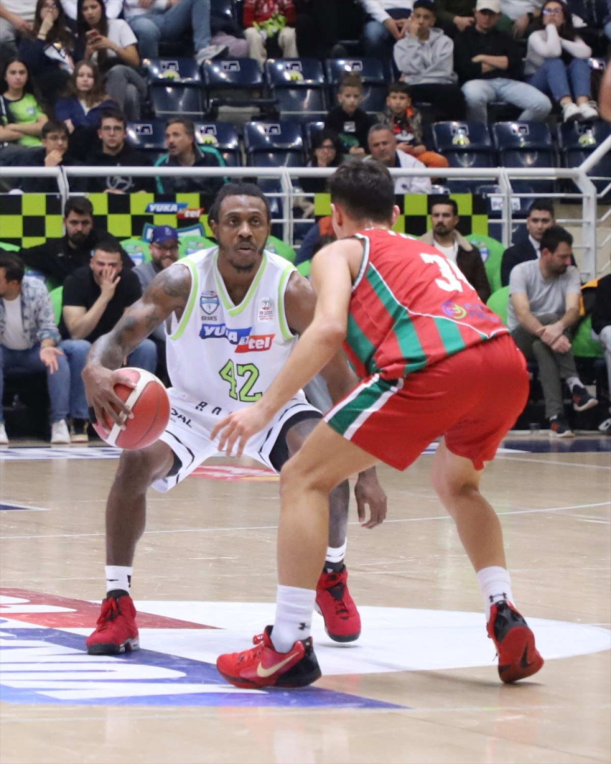 Merkezefendi Belediyesi Basket, Karşıyaka'yı Farkla Geçti