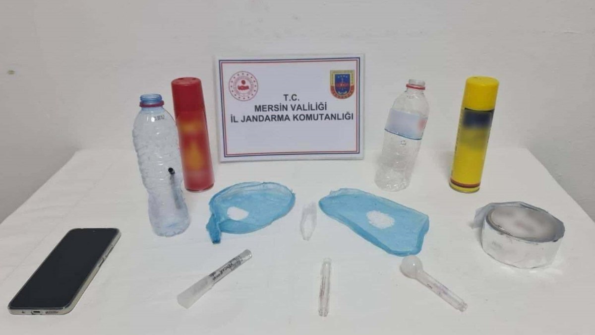 Mersin'de gerçekleştirilen uyuşturucu ile mücadele operasyonunda 7 kişi gözaltına alındı.