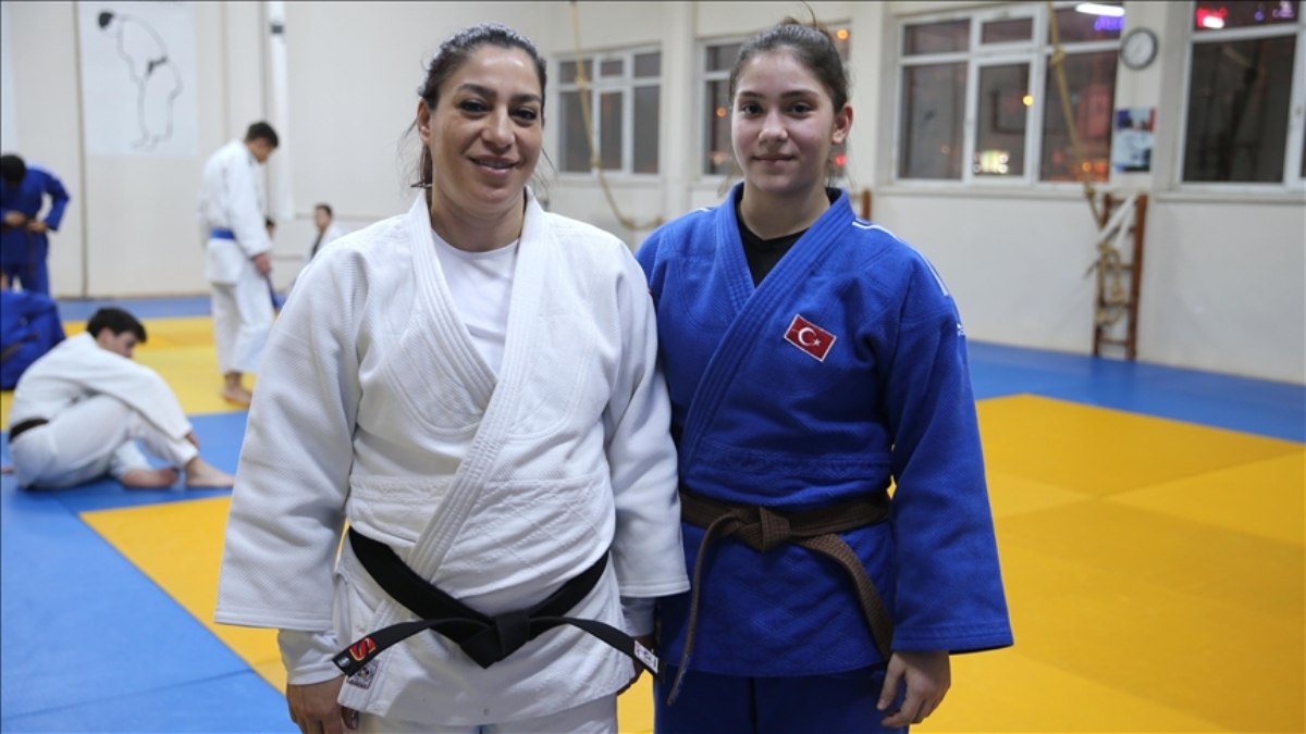 Minel Tepe, judoda yükselen yeni bir yıldız olarak dikkat çekiyor.