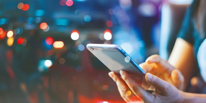 Mobil bankacılıkta dijital dönüşüm ve yenilikler, kullanıcı deneyimini geliştiren, finansal