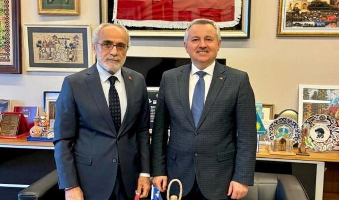 Moldova Büyükelçisi, Türkiye'de yaşanan son olaylar sonrası taziye ziyaretinde bulundu.