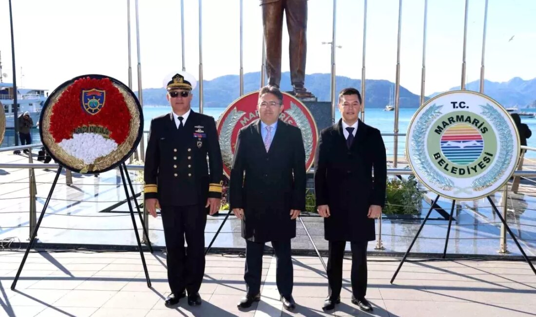 Mustafa Kemal Atatürk'ün Marmaris'e gelişinin 90. yıl dönümü, Atatürk Meydanı'nda