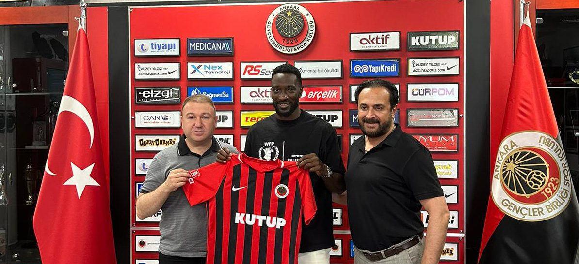 Mustapha Yatabare Futbol Kariyerini Noktaladı