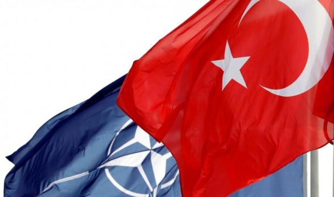 NATO, Türk Hava Kuvvetleri ve Donanması'na yönelik Deniz Muhafızı Harekatı