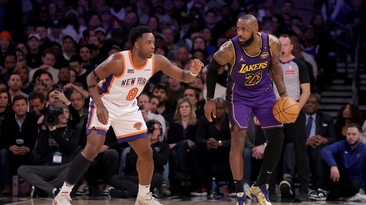NBA'de heyecan dolu maçlar sürerken, Lakers'ın galibiyeti ve LeBron James'in