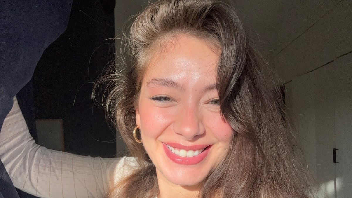 Neslihan Atagül'ün Gürcistan ziyareti sırasında yaşadığı duygusal anlar ve bu