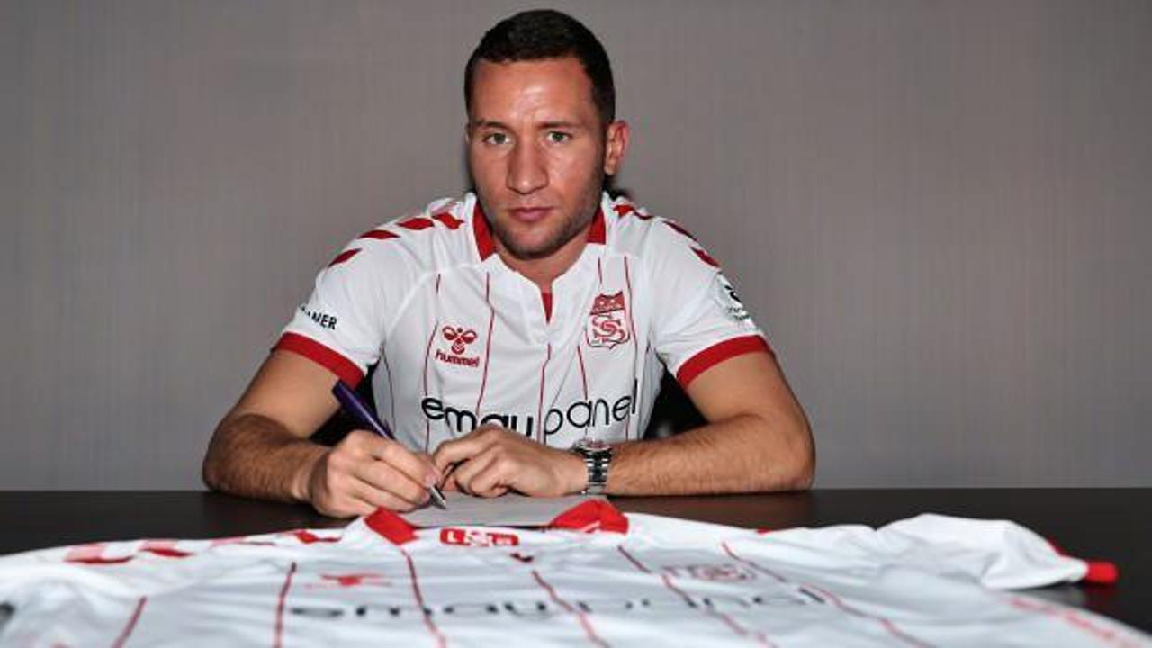 Net Global Sivasspor, genç yetenek Veljko Simic'i kadrosuna kattı. Transfer,