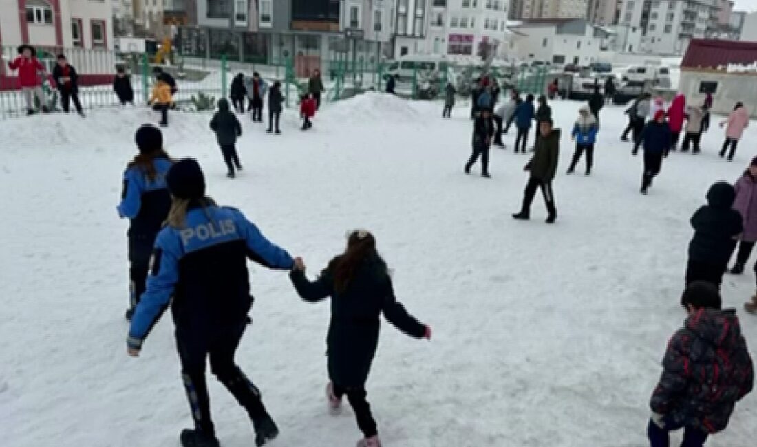 Nevşehir'de kar yağışının keyfini çıkarın! Büyüleyici manzaralar eşliğinde çocuklarınızla kar