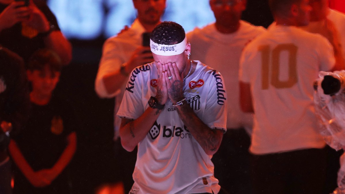 Neymar, kariyerinin önemli bir dönüm noktasında Santos'a geri döndü! Duygusal