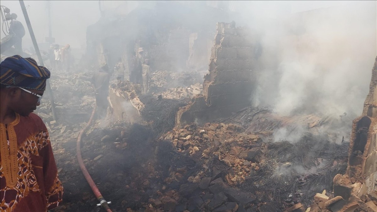Yangın Felaketi: 17 Öğrenci Hayatını Kaybetti