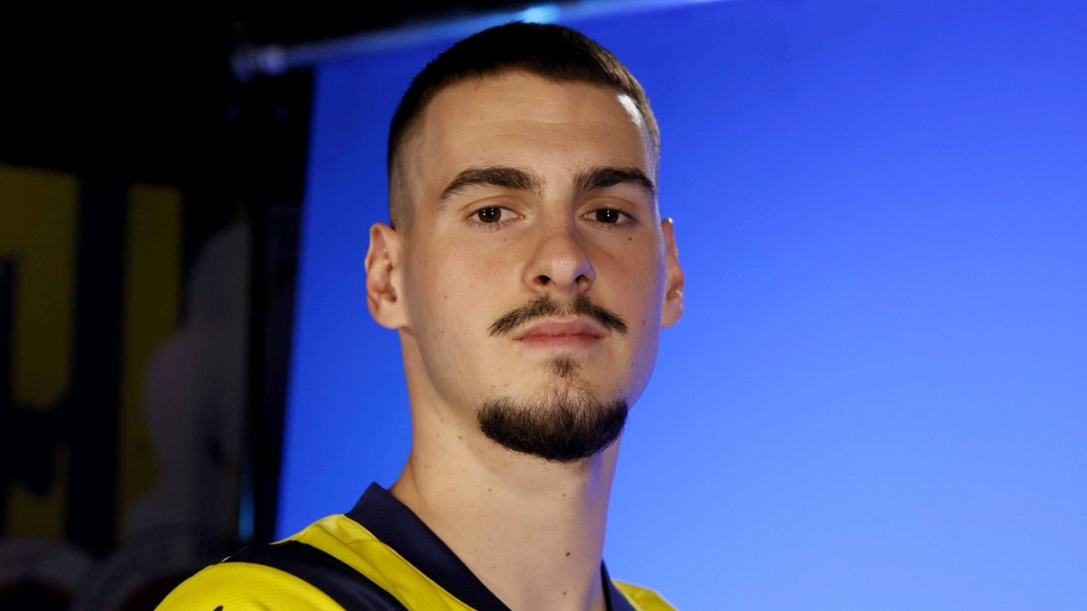 Fenerbahçe'nin Zenit'e kiraladığı Ognjen Mimovic, "İnanılır gibi değil! Young Boys'a