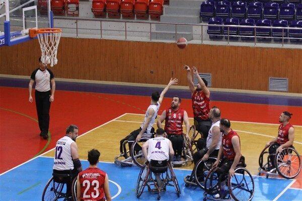 Türkiye Basketbol Federasyonu Tekerlekli Sandalye Basketbol Süper Liginde mücadele eden