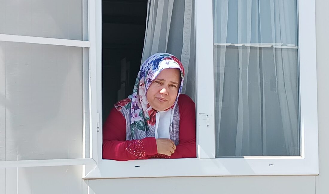 Özlem Kara'nın deprem felaketi sonrası yaşadığı kayıplar ve yeniden ayakta