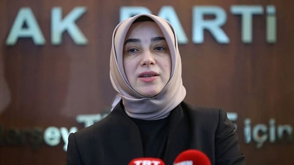 Özlem Zengin'in Yeğeninin Hakimlik Töreni Gündem Oldu
