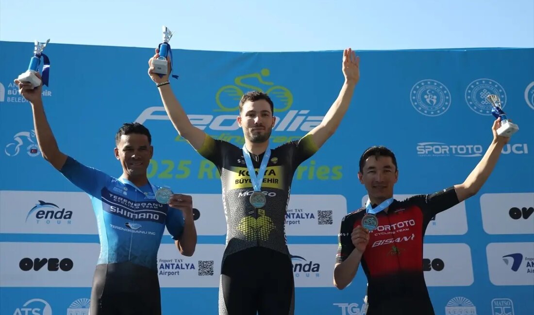 Pedalia Uluslararası Yol Bisiklet Yarış Serisi, heyecan dolu International Kleopatra