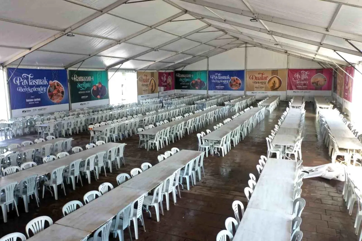 Pendik Belediyesi, Ramazan ayı öncesinde iftar yemeklerinden toplumsal yardımlara kadar
