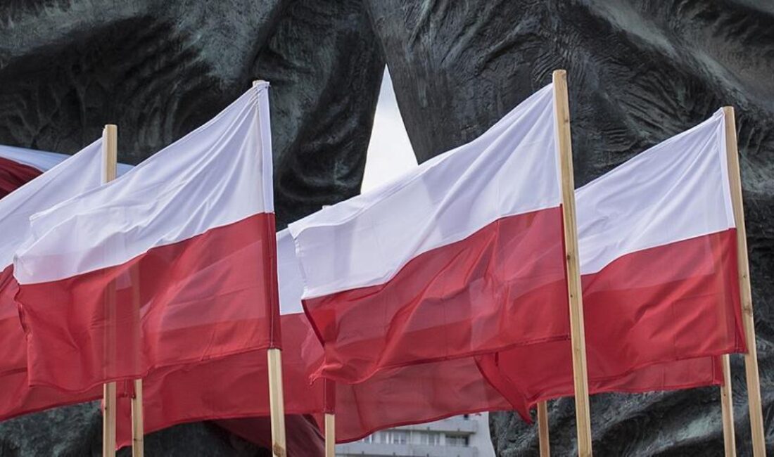ABD'nin ülkesindeki askeri varlığına ilişkin açıklamalarda bulunan Polonya Cumhurbaşkanı Andrzej