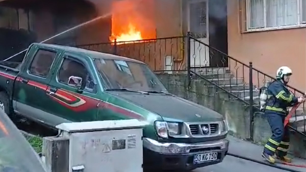 Rize'de Can Kardeşler Apartmanı'nda meydana gelen yangın paniği, sakinleri korku