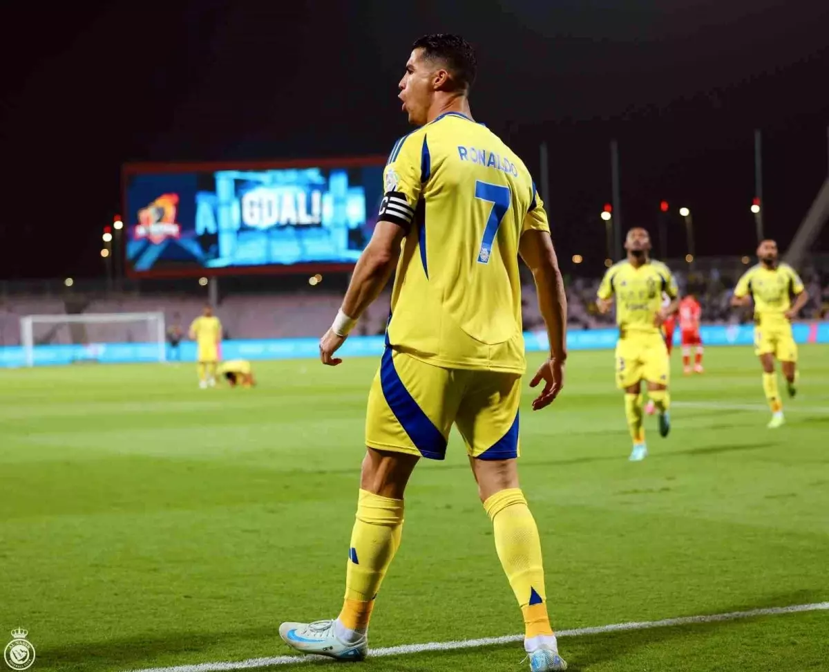 Cristiano Ronaldo, mesleğinde 925. golünü atarak 23. dönemine devam ediyor.