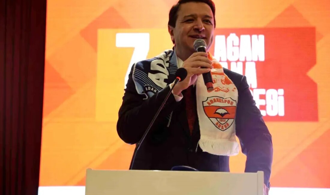 Saadet Partisi Genel Lideri Mahmut Arıkan, Adana'da düzenlenen kongrede, İslam