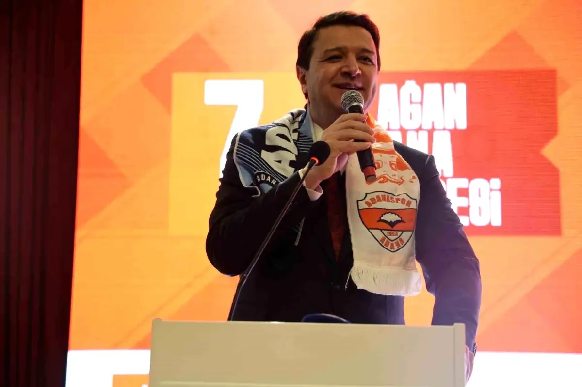Saadet Partisi Genel Lideri Mahmut Arıkan, Adana'da düzenlenen kongrede, İslam