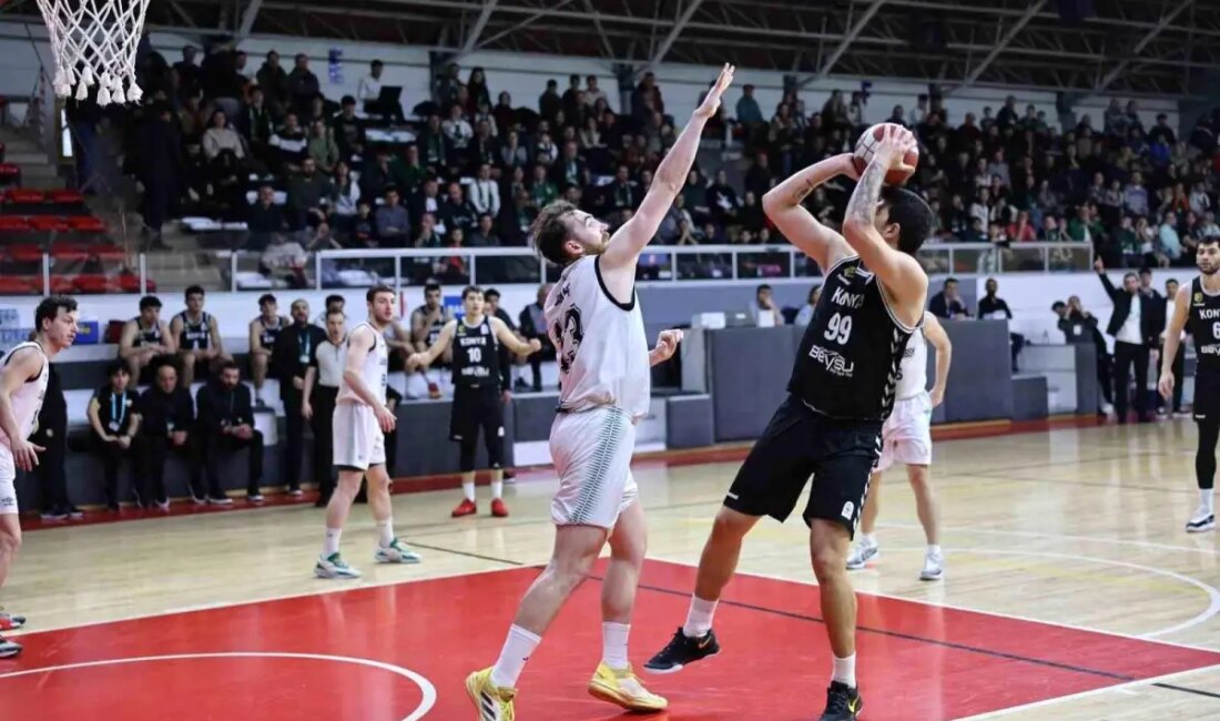Sakarya Büyükşehir Basketbol Takımı, Beylikdüzü Basketbol'u evinde ağırlıyor. Heyecan dolu
