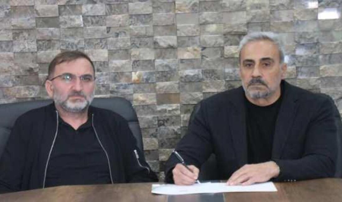 Sakaryaspor'da önemli bir gelişme yaşandı. Teknik direktör Mustafa Dalcı görevden