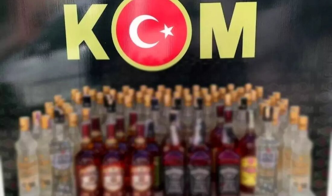 Salihli'de gerçekleştirilen başarılı bir operasyonla 103 litre kaçak alkollü içecek