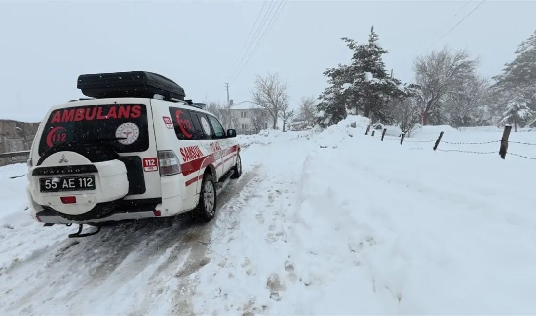 Samsun Alaçam'da gerçekleşen zorlu kurtarma operasyonunda, 1 yaşındaki bir bebek